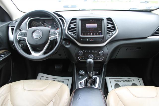 used 2015 Jeep Cherokee car, priced at $10,900