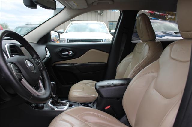 used 2015 Jeep Cherokee car, priced at $10,900