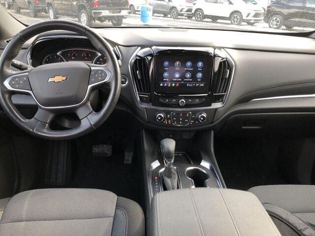 used 2022 Chevrolet Traverse car, priced at $27,497