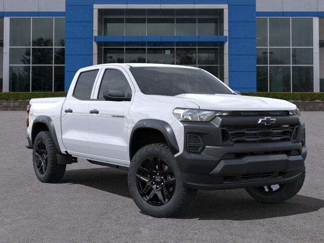 new 2024 Chevrolet Colorado car, priced at $43,025