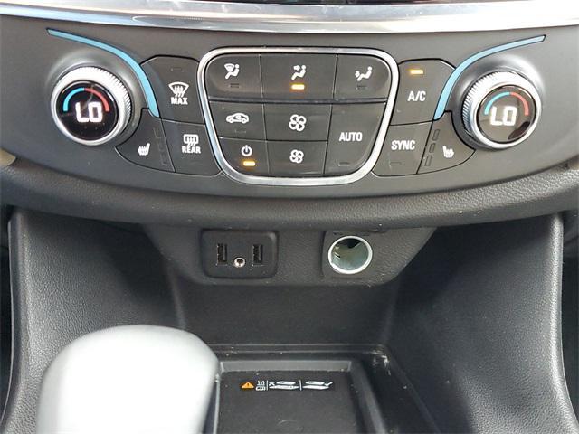 used 2023 Chevrolet Traverse car, priced at $31,566
