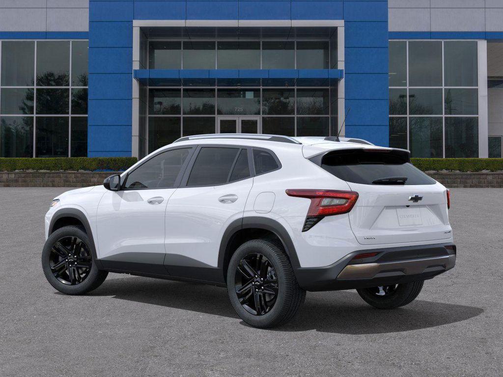 new 2025 Chevrolet Trax car, priced at $25,295