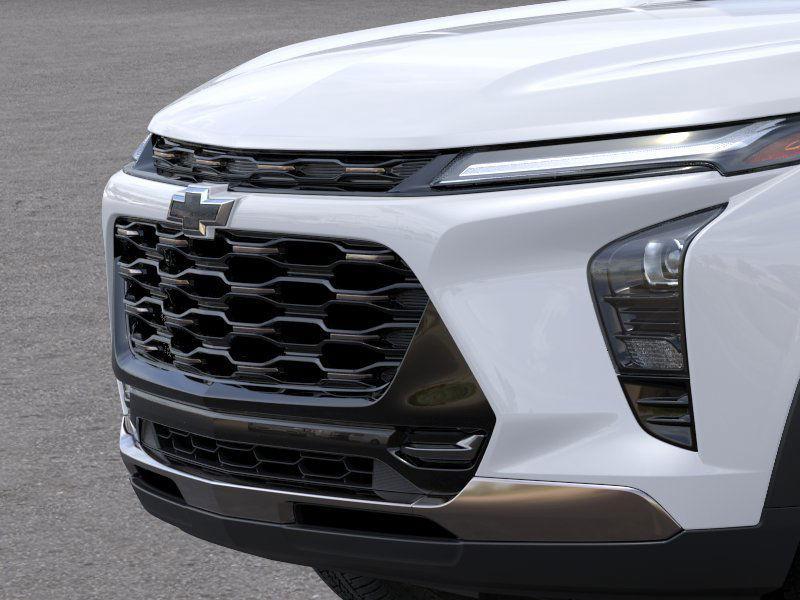 new 2025 Chevrolet Trax car, priced at $25,295