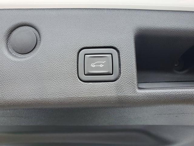 used 2023 Chevrolet Equinox car, priced at $22,594