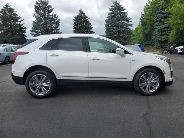 used 2024 Cadillac XT5 car, priced at $42,123