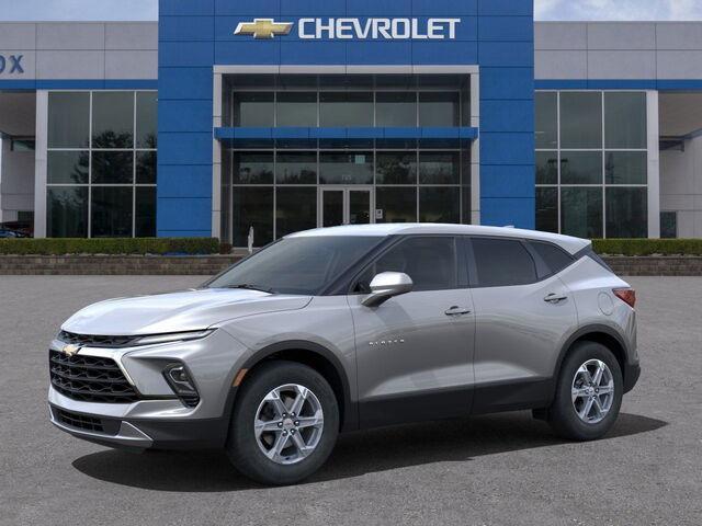 new 2025 Chevrolet Blazer car, priced at $37,070