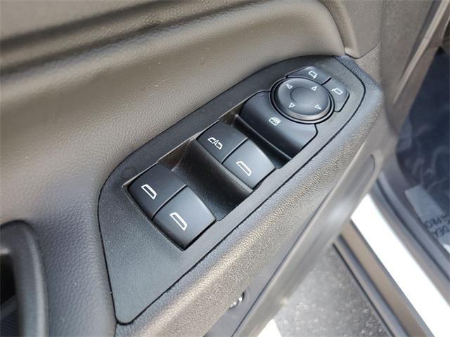 used 2023 Chevrolet Equinox car, priced at $21,506