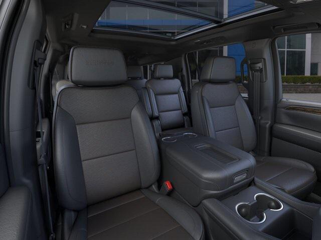 new 2024 Chevrolet Suburban car, priced at $80,701