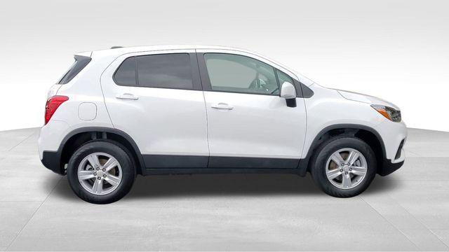 used 2022 Chevrolet Trax car, priced at $17,914
