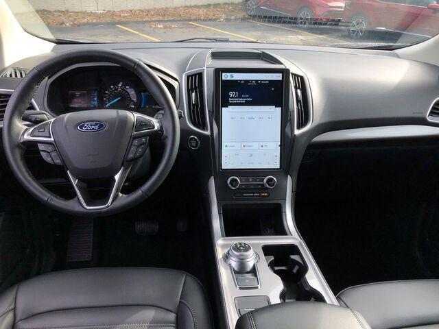 used 2024 Ford Edge car, priced at $29,755