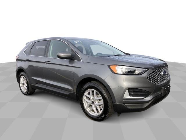 used 2024 Ford Edge car, priced at $29,755