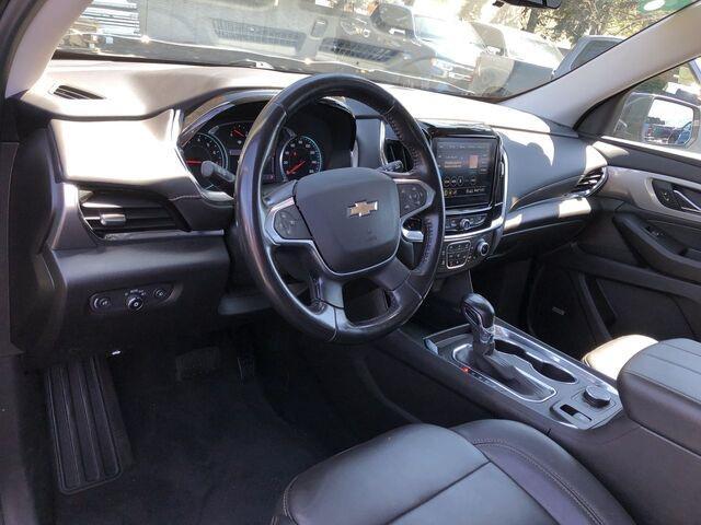 used 2021 Chevrolet Traverse car, priced at $29,024