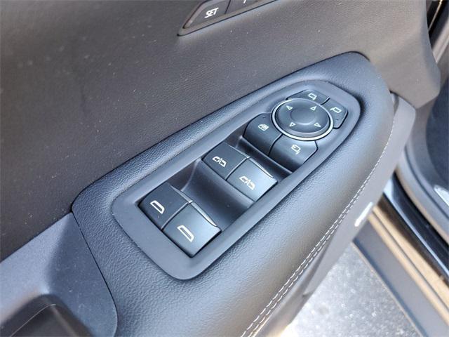 used 2022 Cadillac XT5 car, priced at $32,889