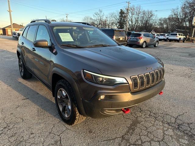 used 2019 Jeep Cherokee car, priced at $17,329