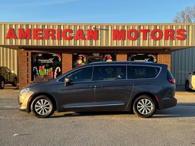 used 2018 Chrysler Pacifica car, priced at $16,893