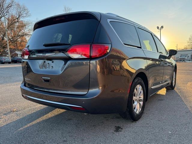 used 2018 Chrysler Pacifica car, priced at $16,893