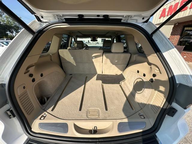 used 2014 Jeep Grand Cherokee car, priced at $11,912