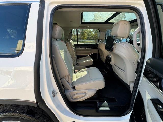 used 2022 Jeep Wagoneer car, priced at $47,385