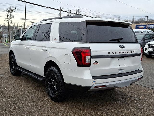 used 2022 Ford Expedition car, priced at $56,875