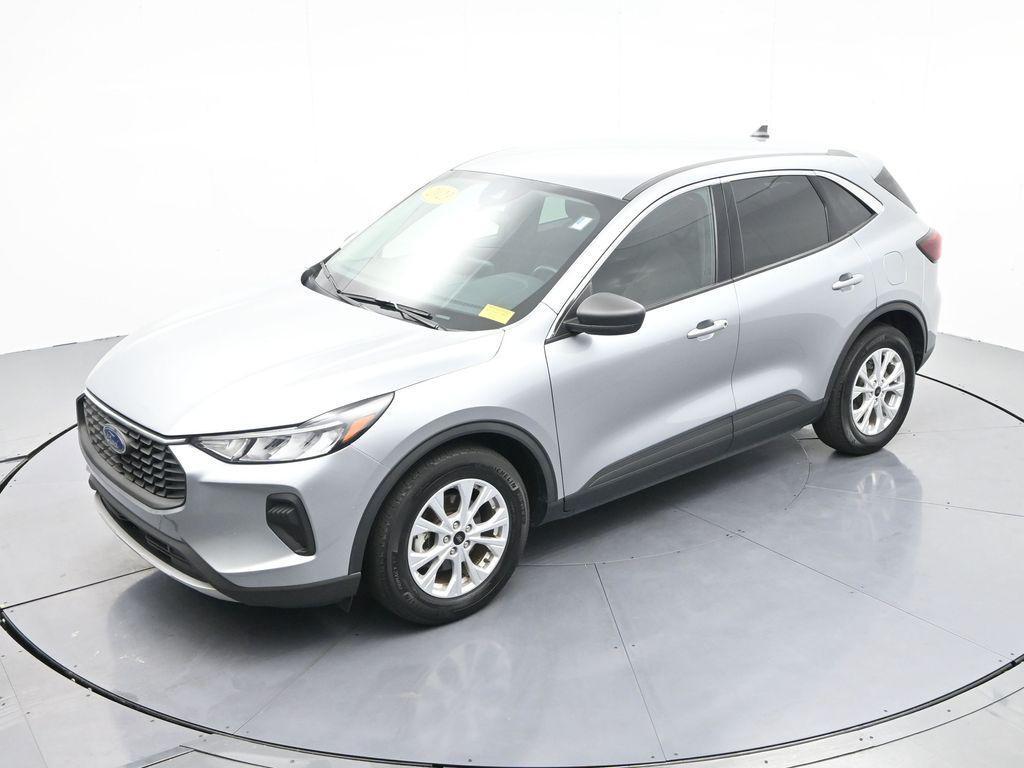 used 2023 Ford Escape car, priced at $19,046