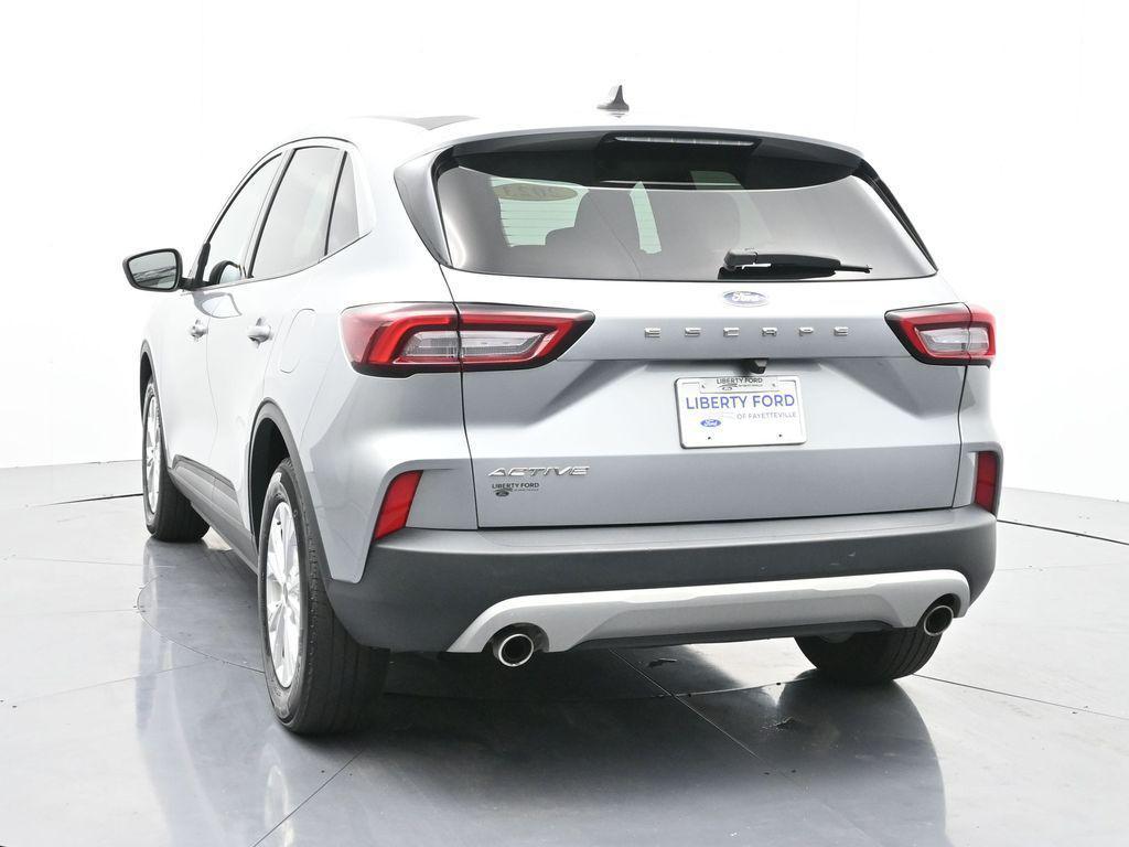 used 2023 Ford Escape car, priced at $19,046