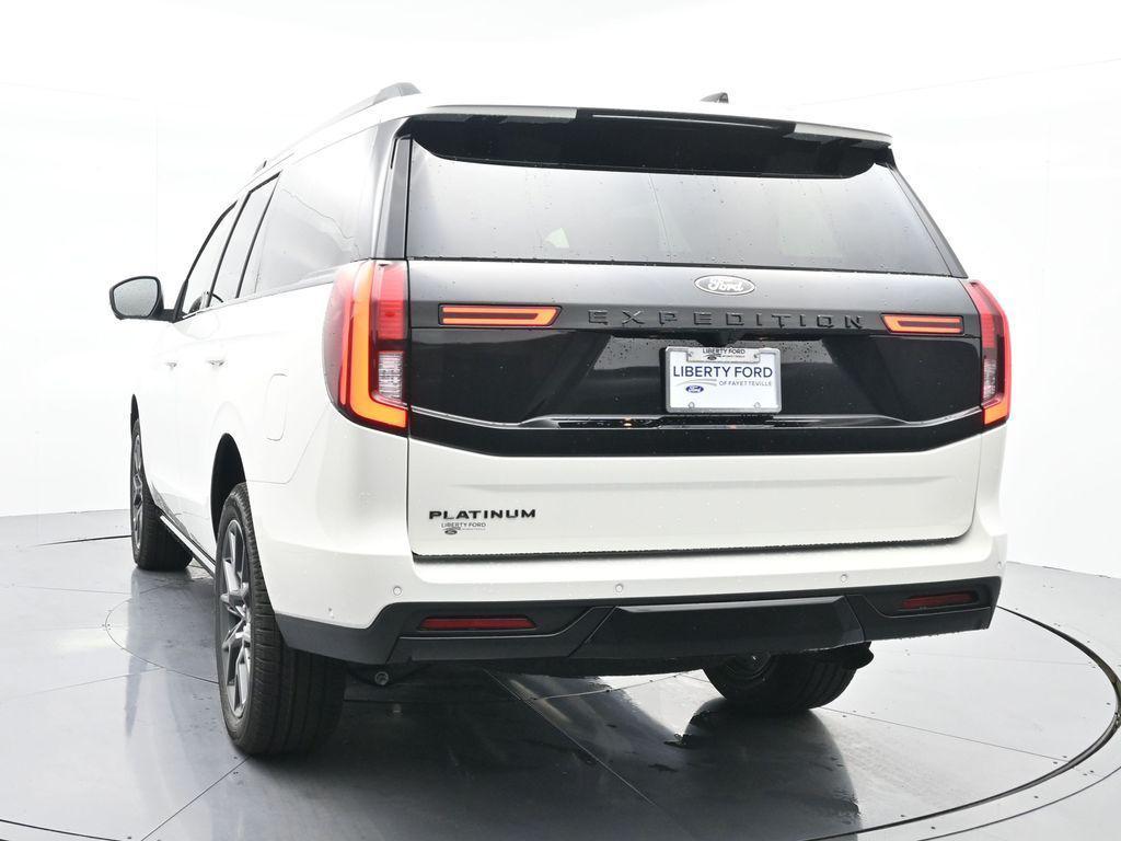 new 2025 Ford Expedition car, priced at $79,995