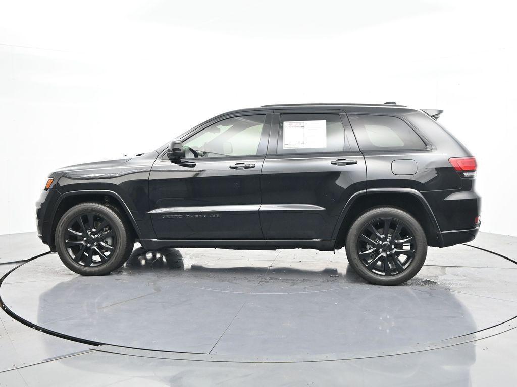 used 2021 Jeep Grand Cherokee car, priced at $22,139