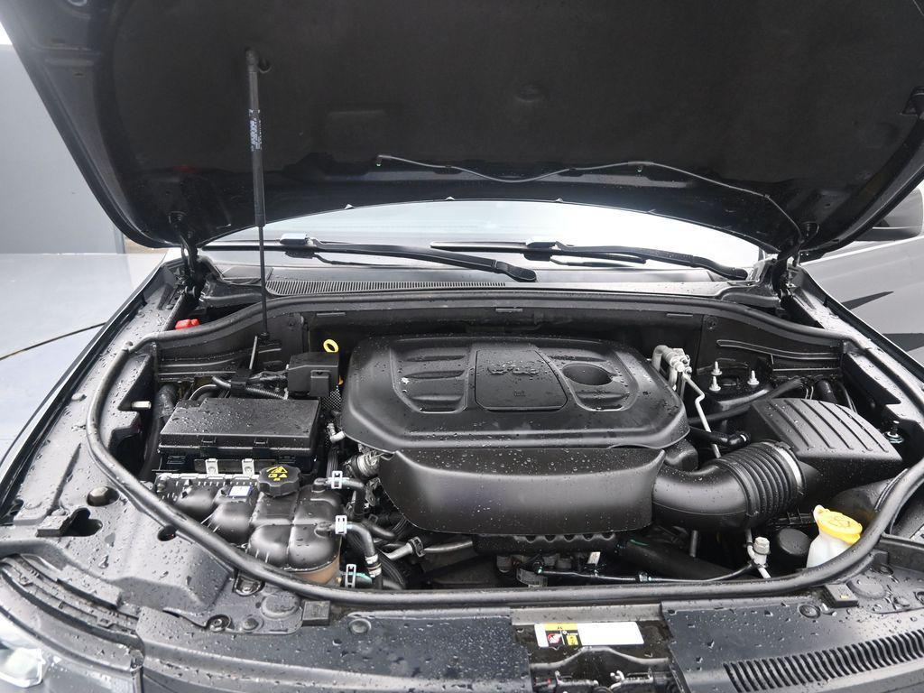 used 2021 Jeep Grand Cherokee car, priced at $22,139