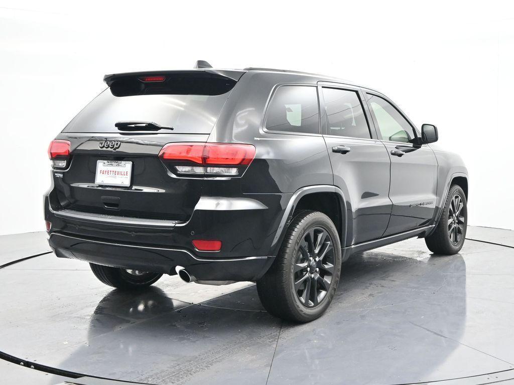 used 2021 Jeep Grand Cherokee car, priced at $22,139
