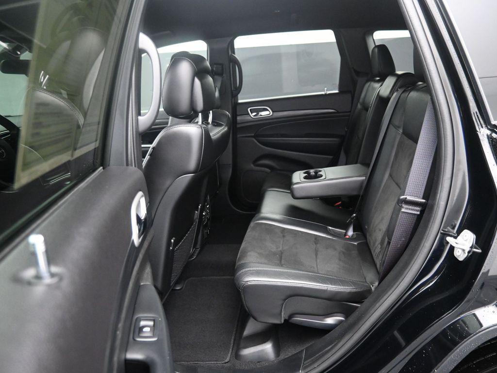 used 2021 Jeep Grand Cherokee car, priced at $22,139