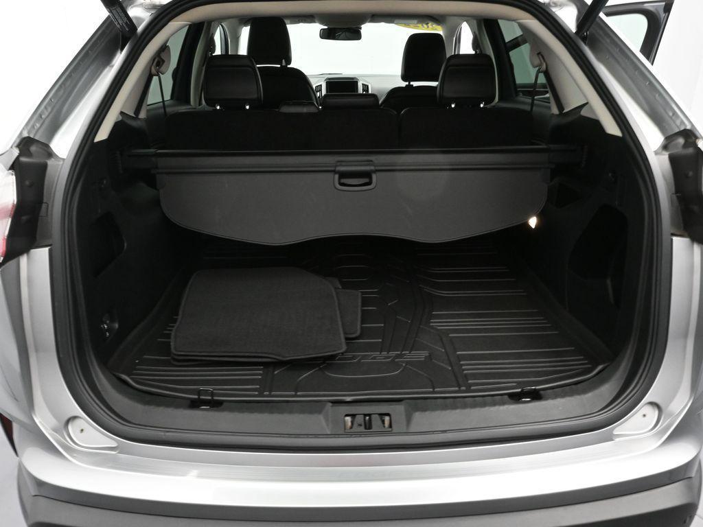used 2022 Ford Edge car, priced at $26,331