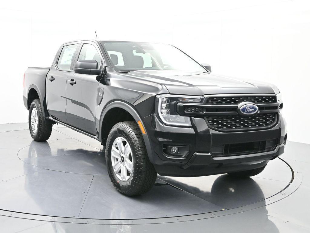 new 2025 Ford Ranger car, priced at $35,000