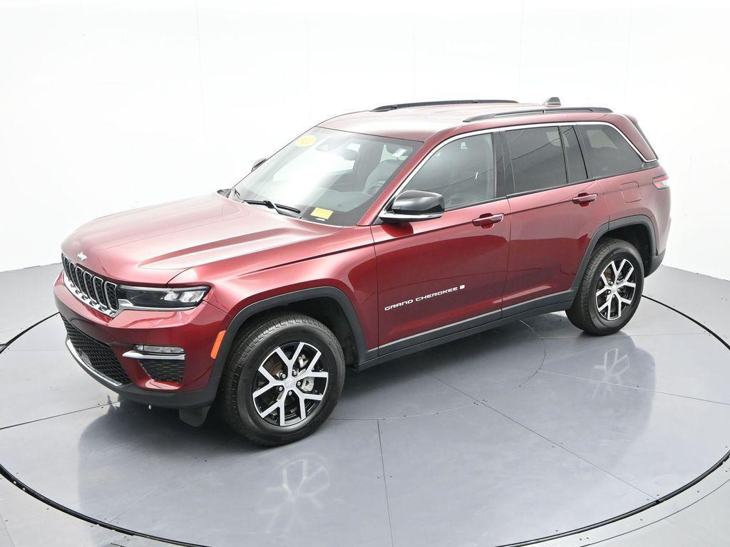 used 2024 Jeep Grand Cherokee car, priced at $34,637