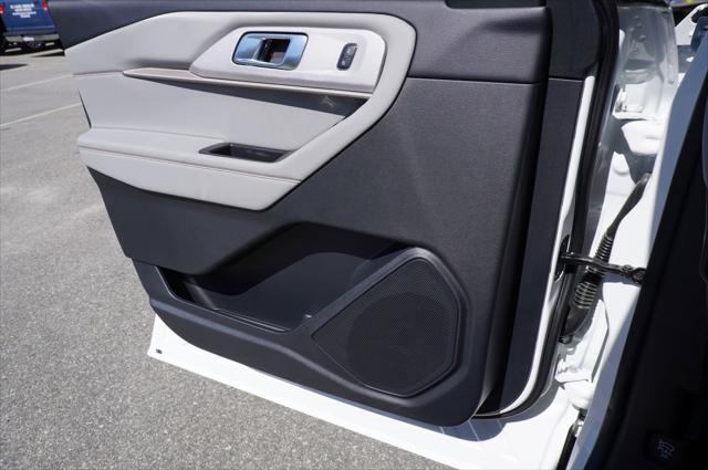 new 2025 Ford Explorer car, priced at $45,605