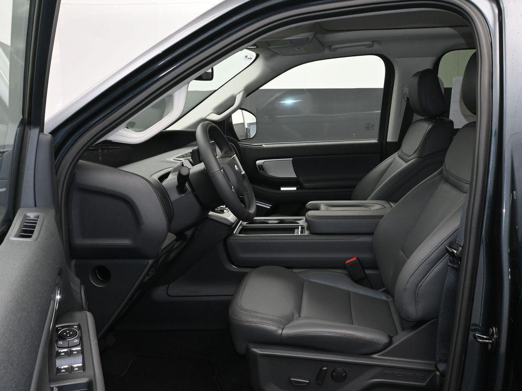 new 2025 Ford Expedition car, priced at $69,840