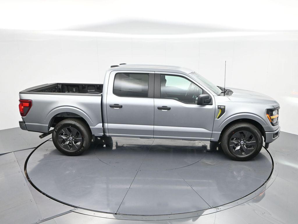 new 2025 Ford F-150 car, priced at $44,526
