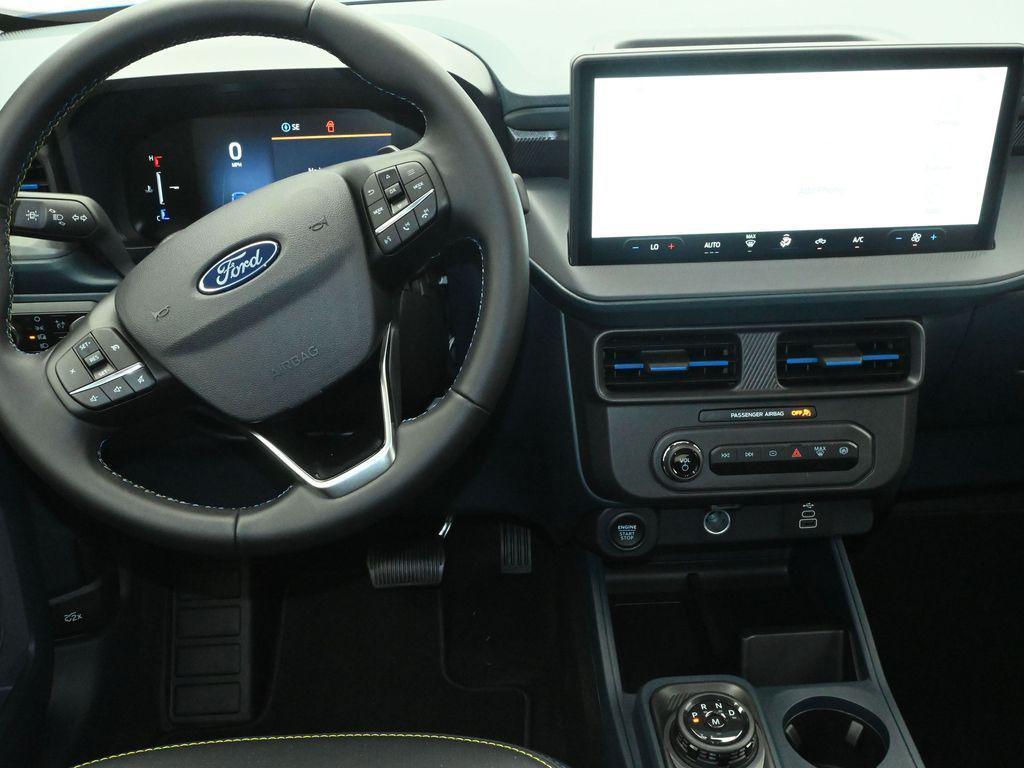 new 2025 Ford Maverick car, priced at $34,725