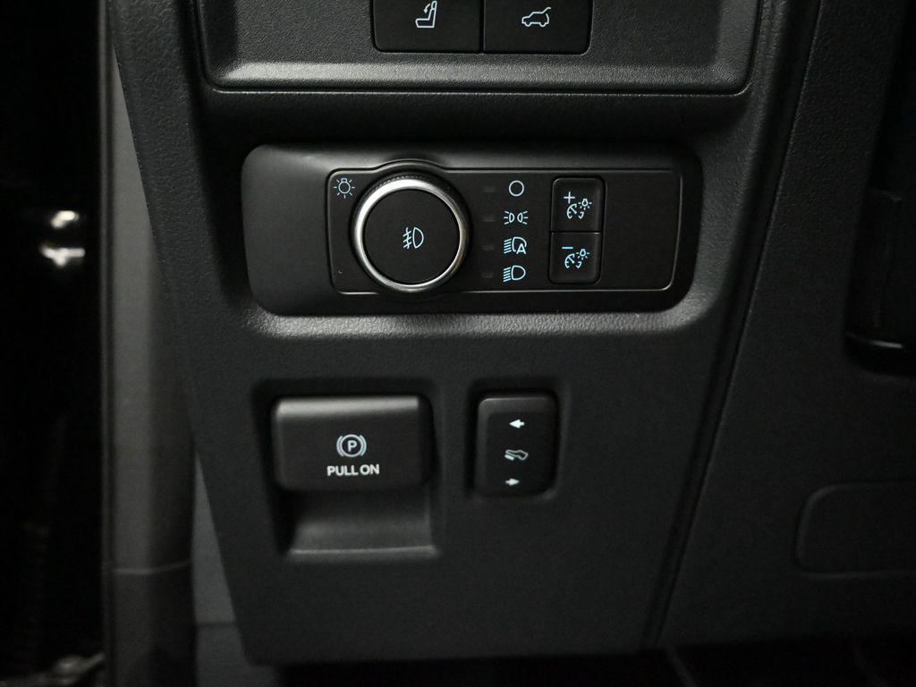 used 2022 Ford Expedition car, priced at $41,987