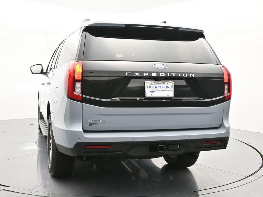 new 2025 Ford Expedition car, priced at $69,725