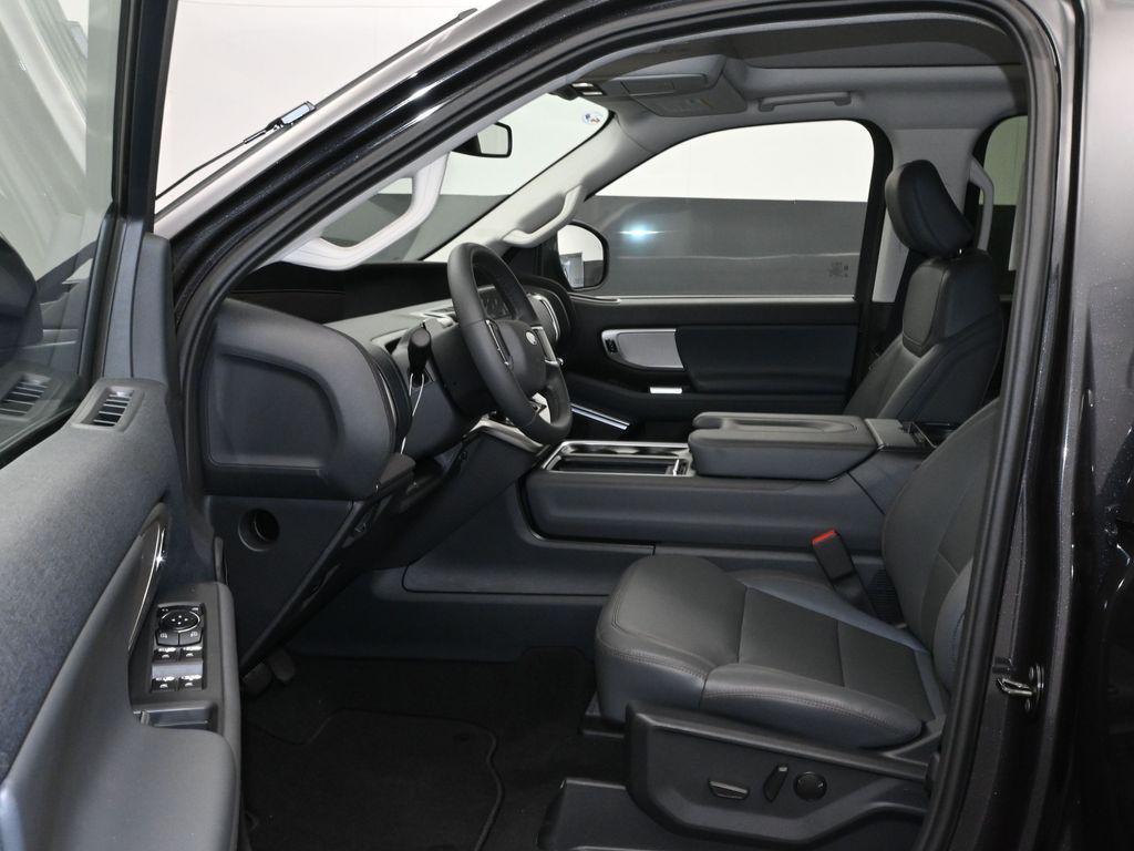 new 2025 Ford Expedition car, priced at $69,840