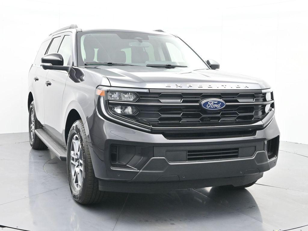 new 2025 Ford Expedition car, priced at $69,840