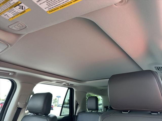 new 2025 Ford Expedition car, priced at $68,705
