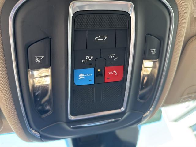 used 2022 Jeep Grand Cherokee car, priced at $33,198