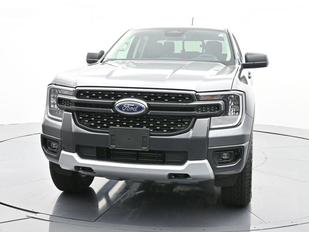 new 2025 Ford Ranger car, priced at $40,995