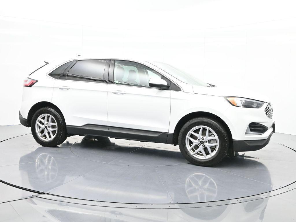 used 2024 Ford Edge car, priced at $25,718