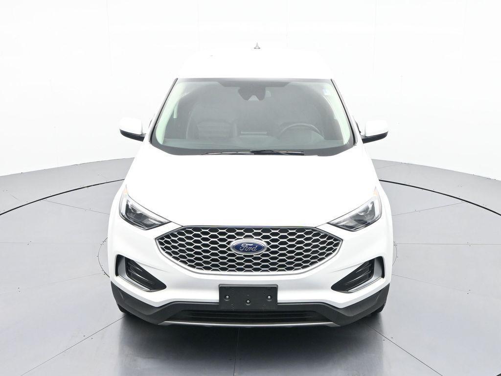 used 2024 Ford Edge car, priced at $25,718