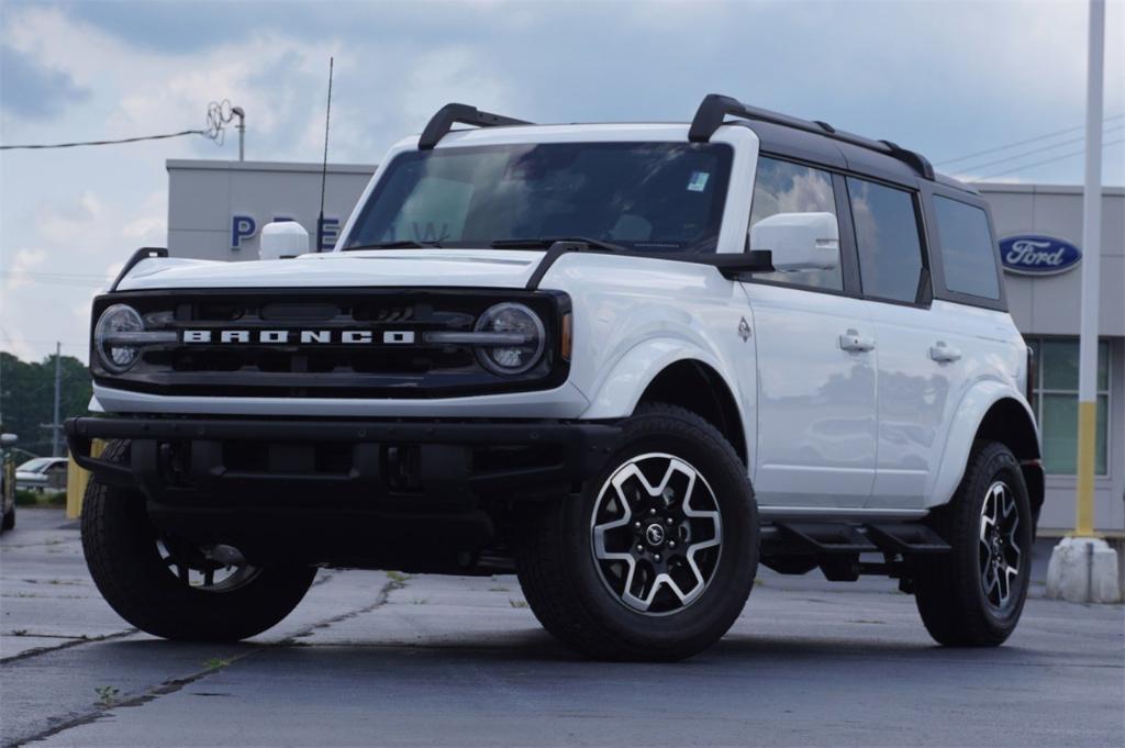 new 2024 Ford Bronco car, priced at $57,095