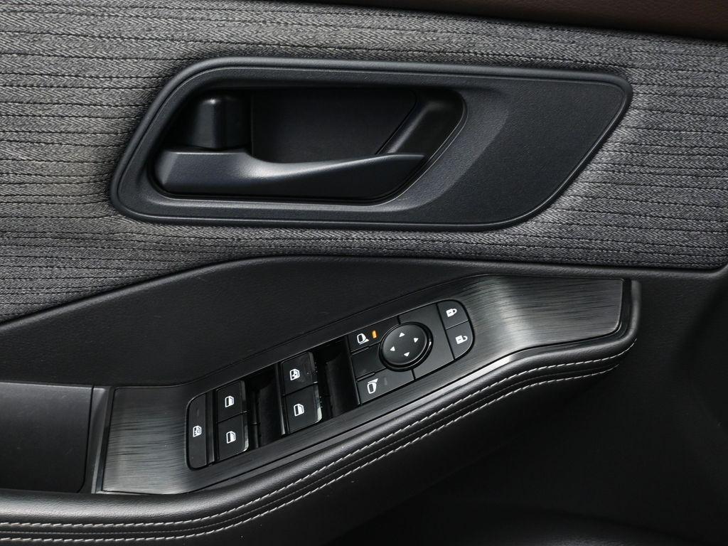 used 2021 Nissan Rogue car, priced at $18,827