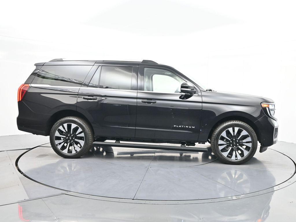 new 2025 Ford Expedition car, priced at $76,995