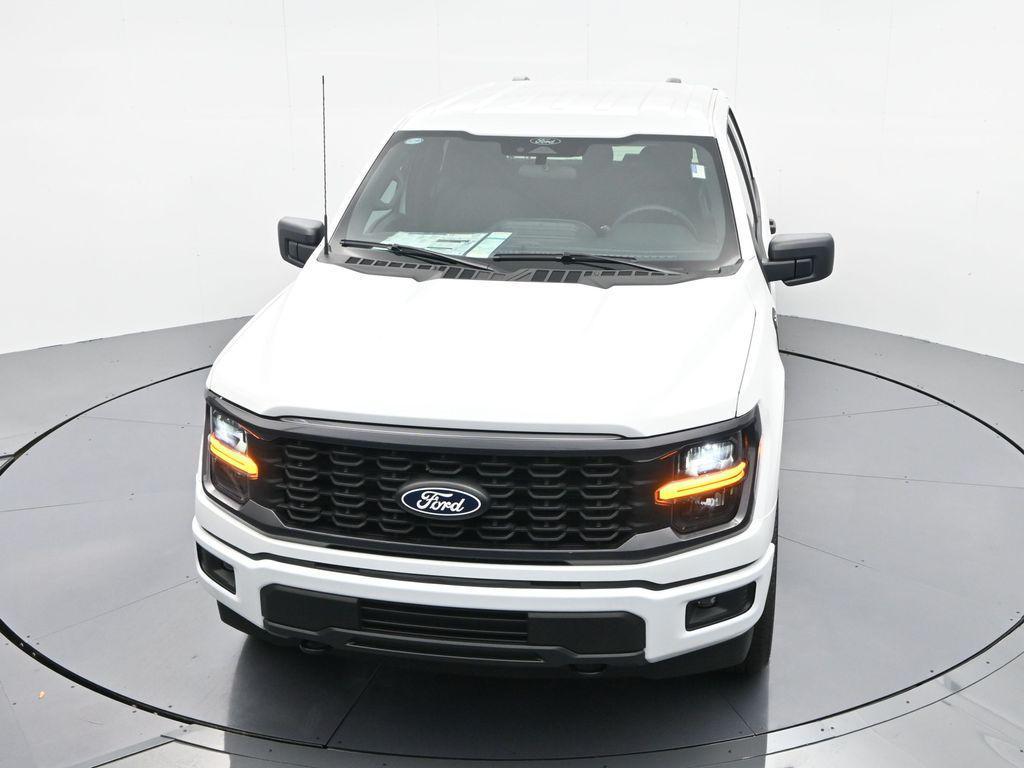 new 2025 Ford F-150 car, priced at $51,030